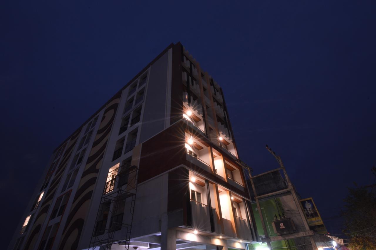 Ud Capital Hotel Udon Thani Exteriör bild